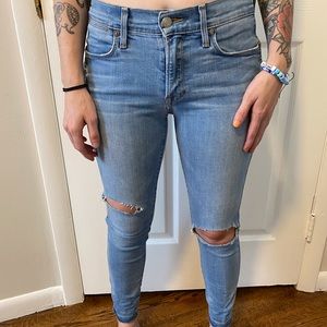 Skinny jeans